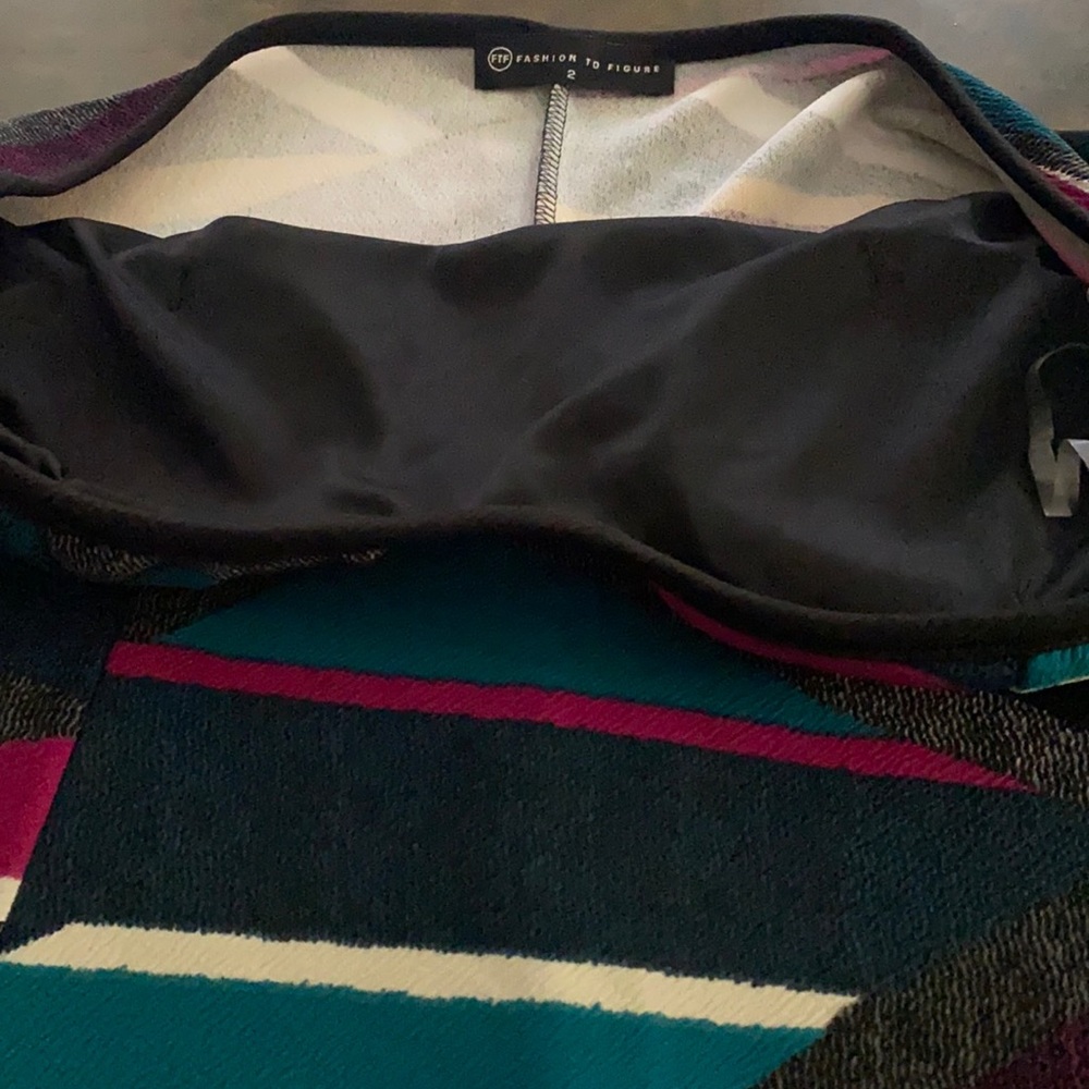 Strapless colorful top